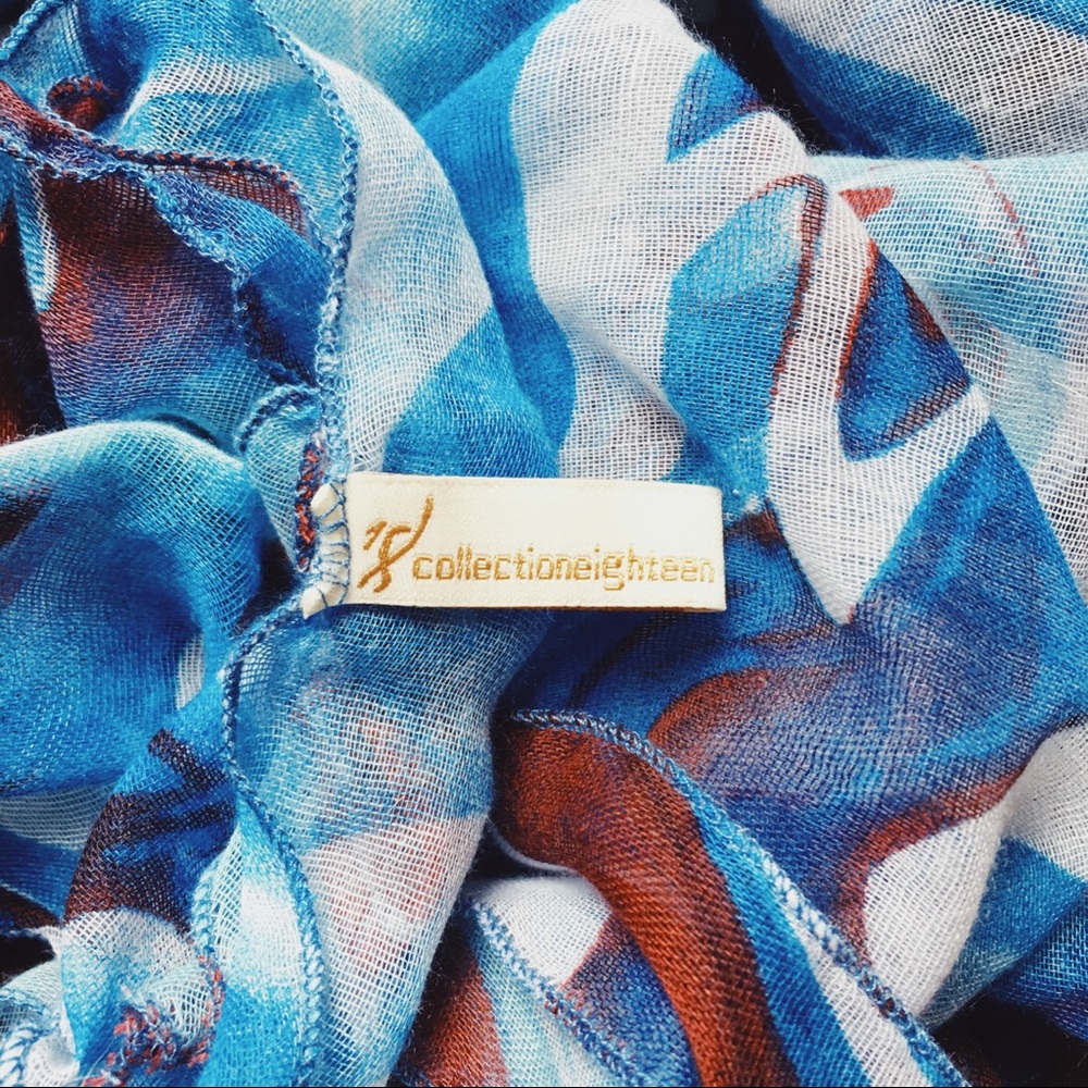 Collection Eighteen Ruffle Scarf - Picture 3 of 3